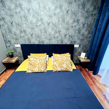 Hola Apartamenty Piotrkowska Lodz  Ngoại thất bức ảnh