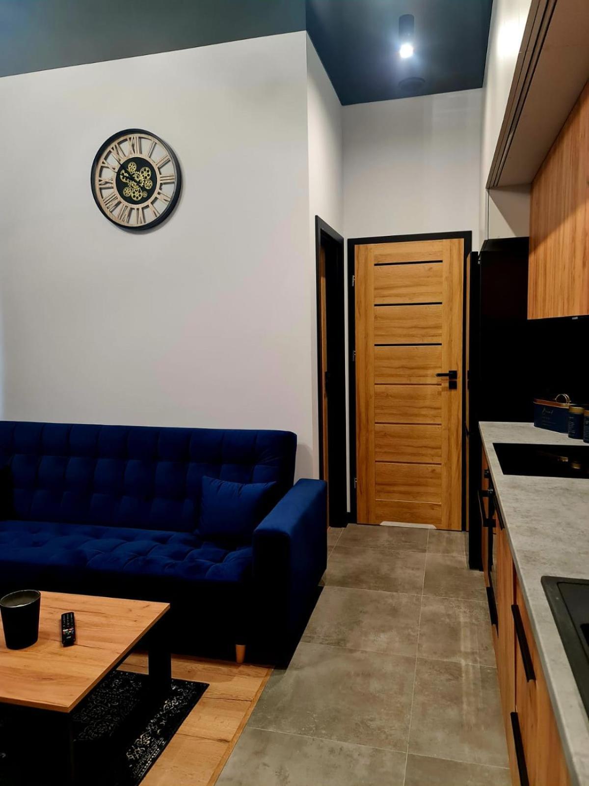 Hola Apartamenty Piotrkowska Lodz  Ngoại thất bức ảnh